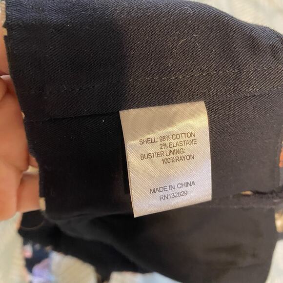 Tularosa Serena Crop Top in Sabine Floral Black Ground Size XS - Picture 5 of 7